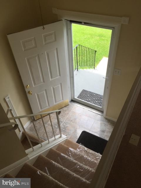 8602 Fort Foote Road Fort Washington, MD 20744 - Photo 13 of 22 Marble floor Foyer