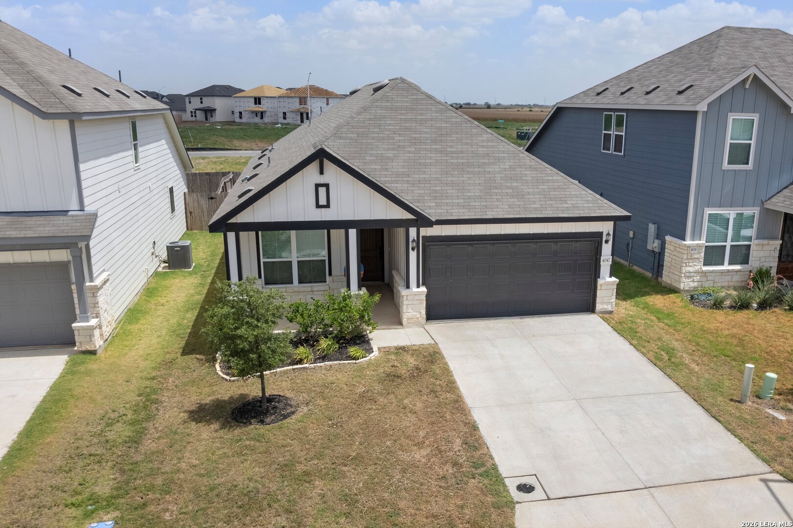 4047 Wild Bloom Road Seguin, TX 78155 - Photo 4 of 29 Gallery Image 4