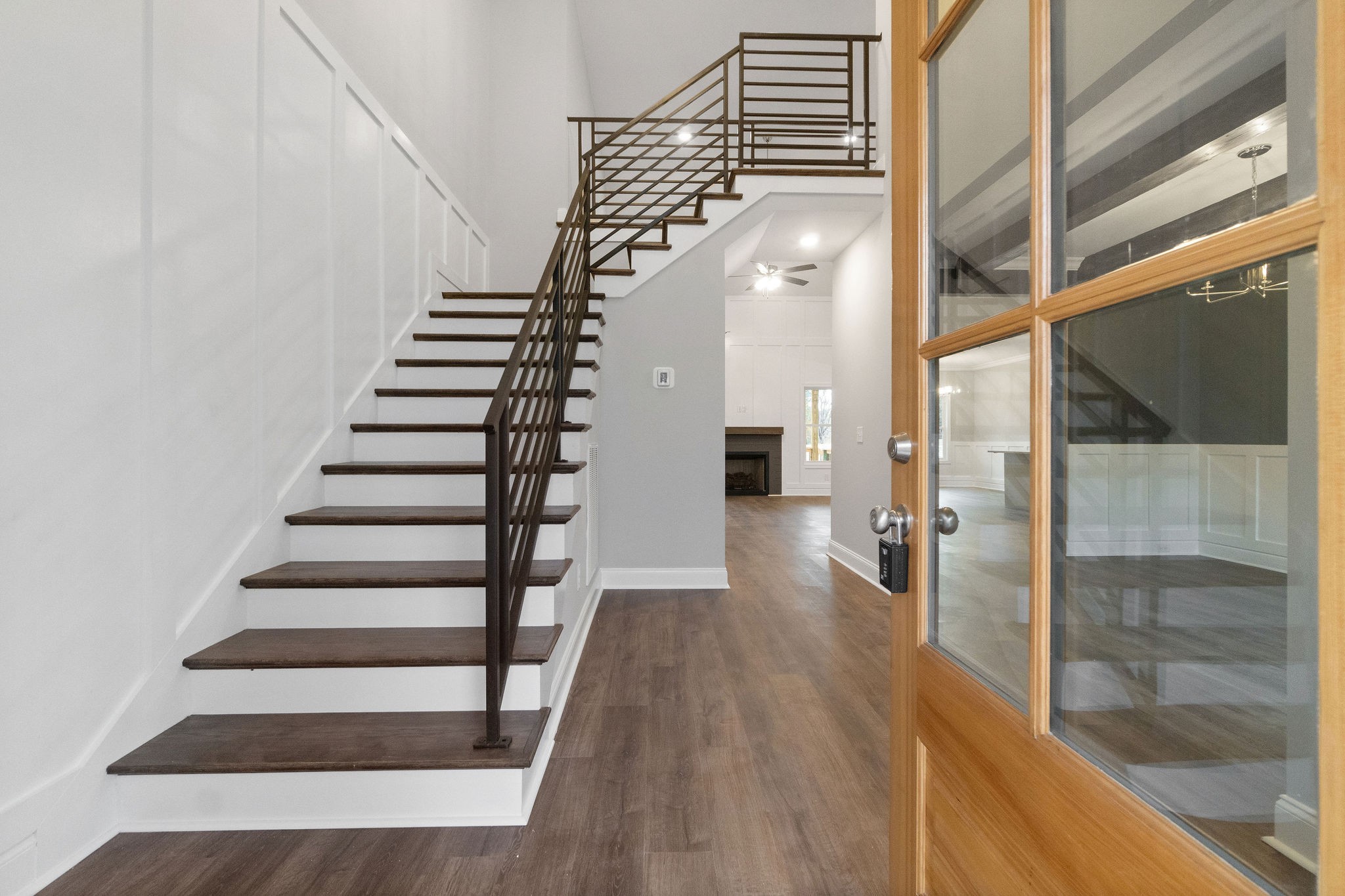 2438 Hinton Road Clarksville, TN 37043 - Photo 3 of 21 Gallery Image 3