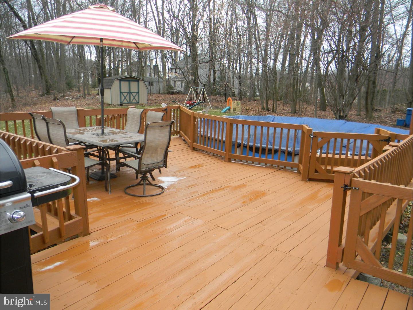 111 Cambridge Road Coatesville, PA 19320 - Photo 23 of 25 Deck