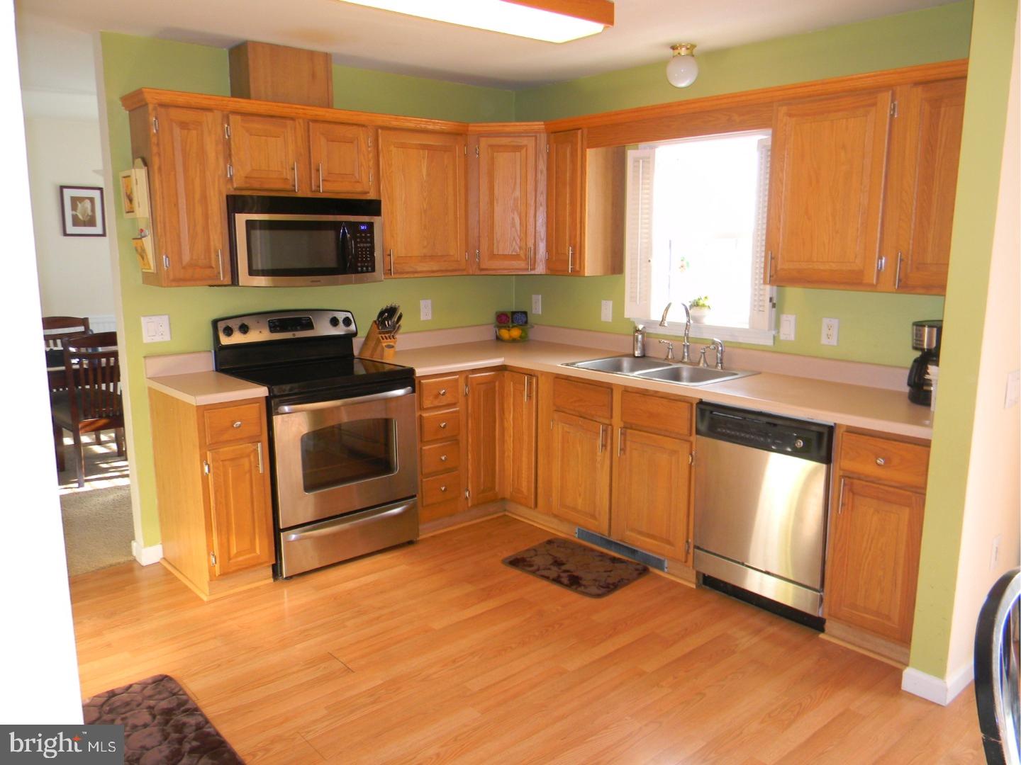111 Cambridge Road Coatesville, PA 19320 - Photo 9 of 25 Kitchen