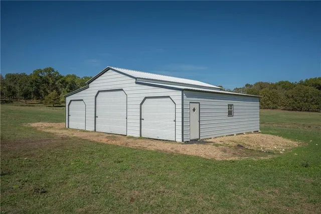 $430,000 | 2815 West 7th Street, Galena, KS 66739