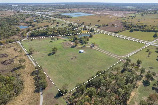 $430,000 | 2815 West 7th Street, Galena, KS 66739