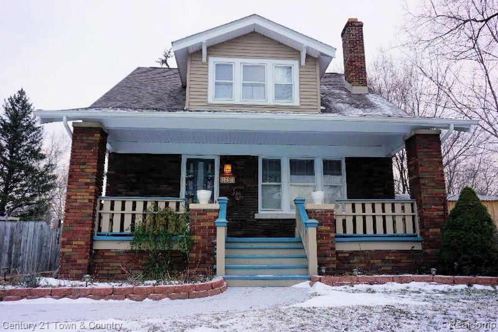 18618 Farmington Road Livonia, MI 48152 - Photo 1 of 43 Welcome to 18618 Farmington Rd!