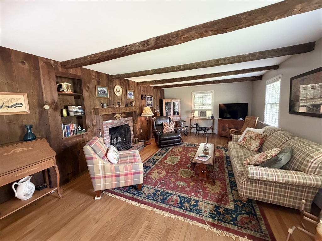 26 Oak Hill Road Greenfield, MA 01301 - Photo 13 of 30