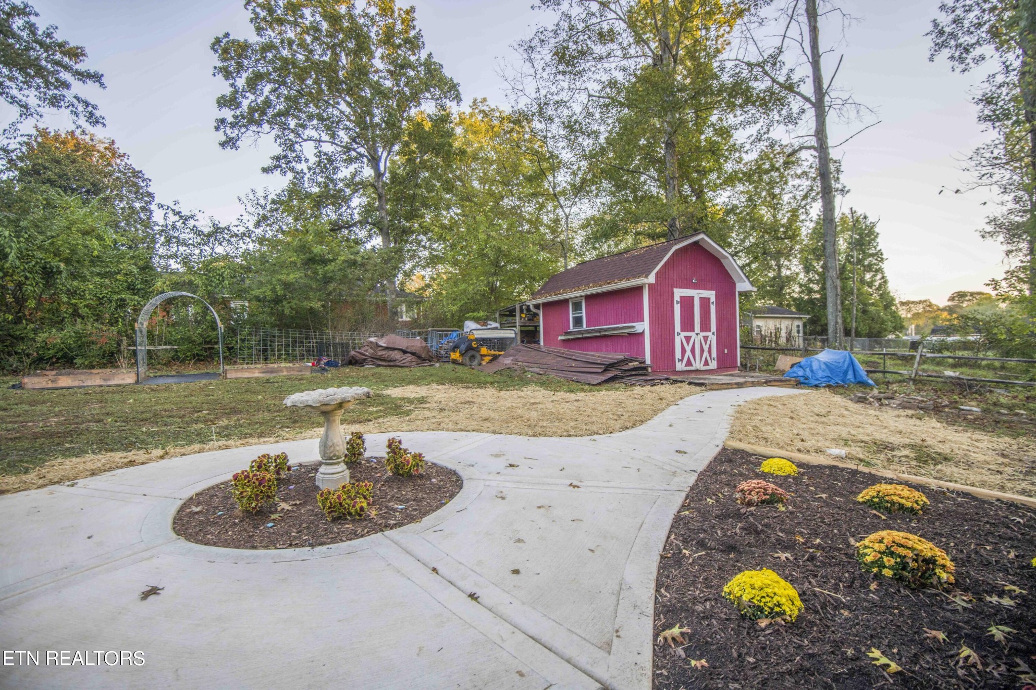 328 Woodland Hills Road Clinton, TN 37716 - Photo 53 of 60 Gallery Image 53