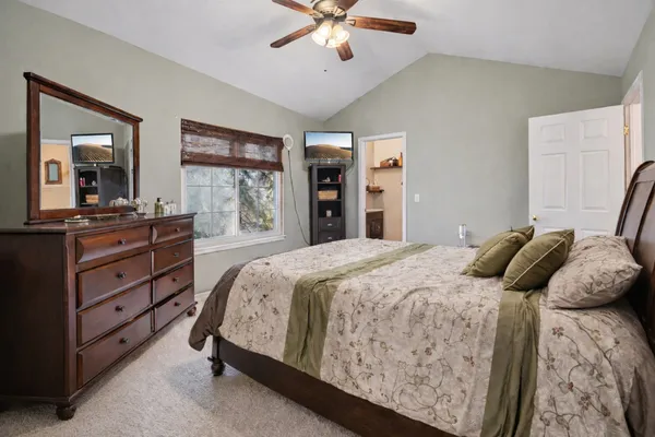 $374,900 | 241 East Parallel Street, Unit 1A, Palatine, IL 60067