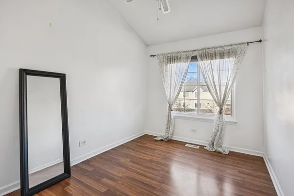 $374,900 | 241 East Parallel Street, Unit 1A, Palatine, IL 60067