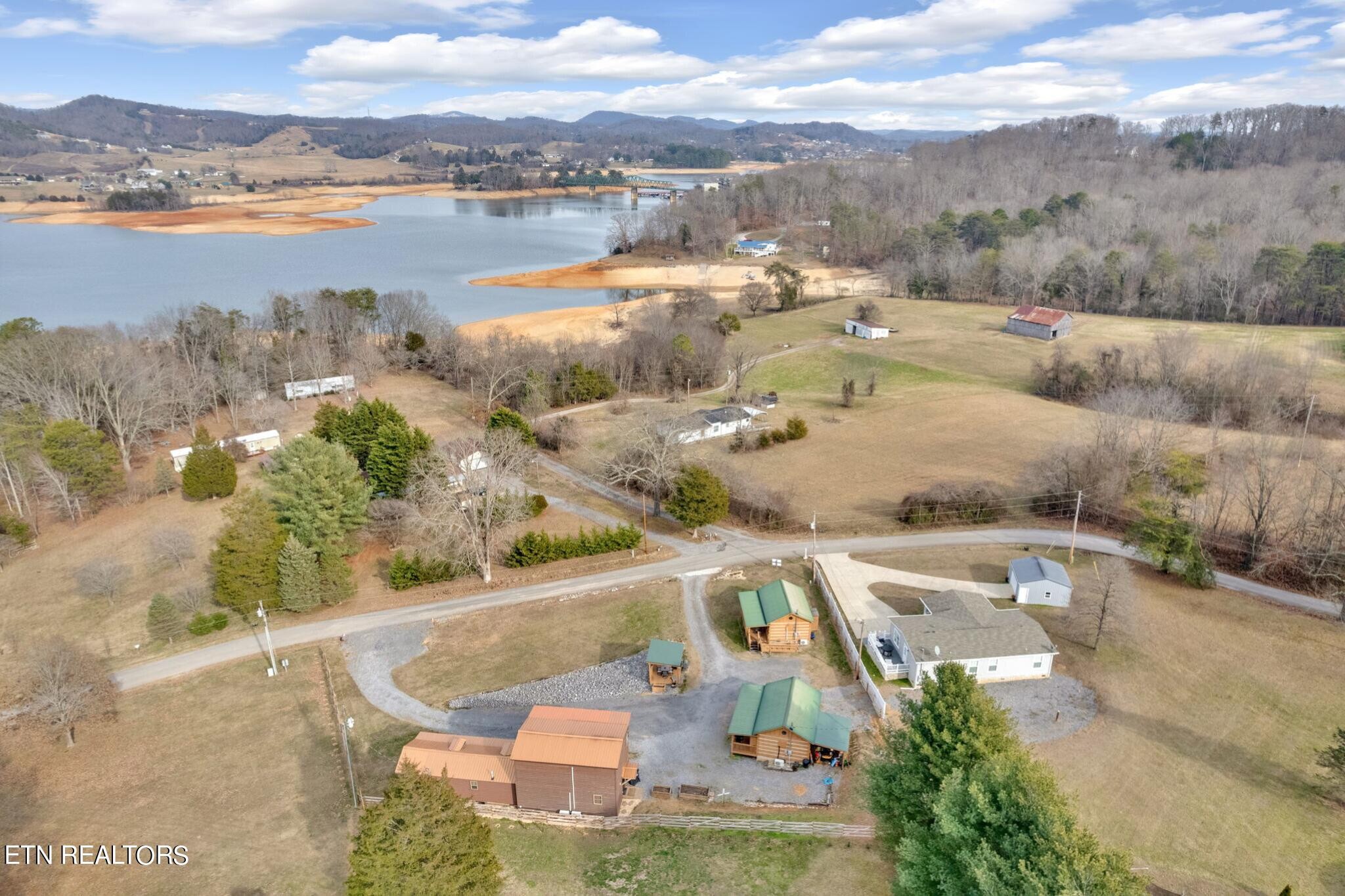 187 Noe Road Bean Station, TN 37708 - Photo 3 of 51 Gallery Image 3