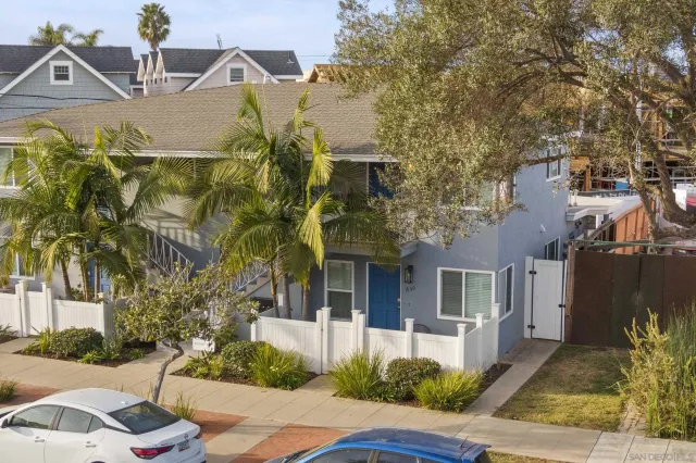 front view of house with a yard