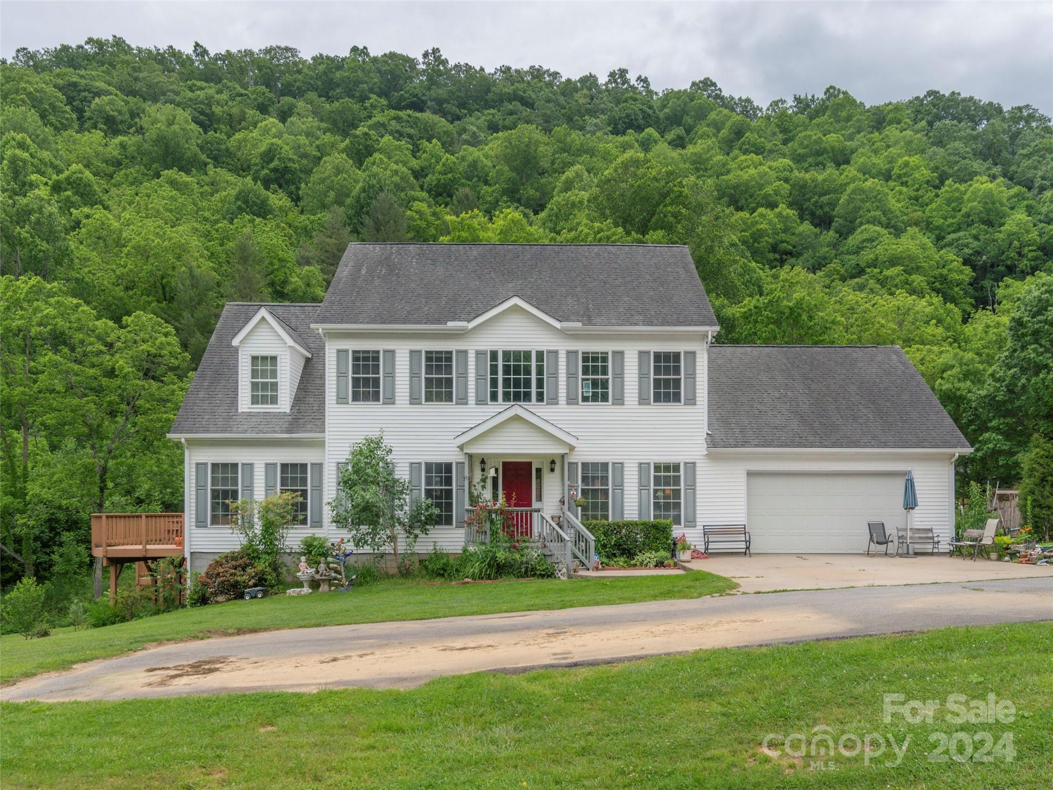 10946 Rush Fork Road Clyde, NC 28721 - Photo 31 of 34