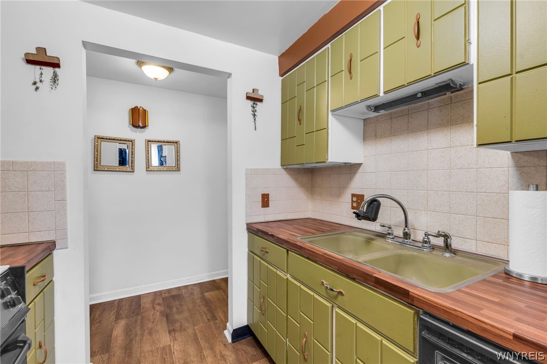 1370 Maple Road, Unit 5 Amherst, NY 14221 - Photo 16 of 42