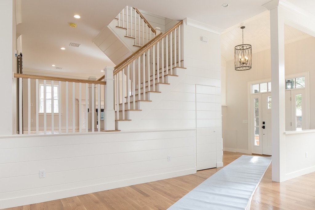 17 Wompatuck Road Hingham, MA 02043 - Photo 8 of 21 Gallery Image 8