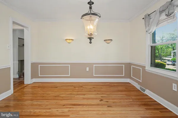 $585,000 | 20 Vassar Drive, Newark, DE 19711