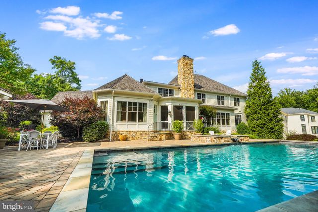 $5,100,000 | 8119 Spring Hill Farm Drive, McLean, VA 22102