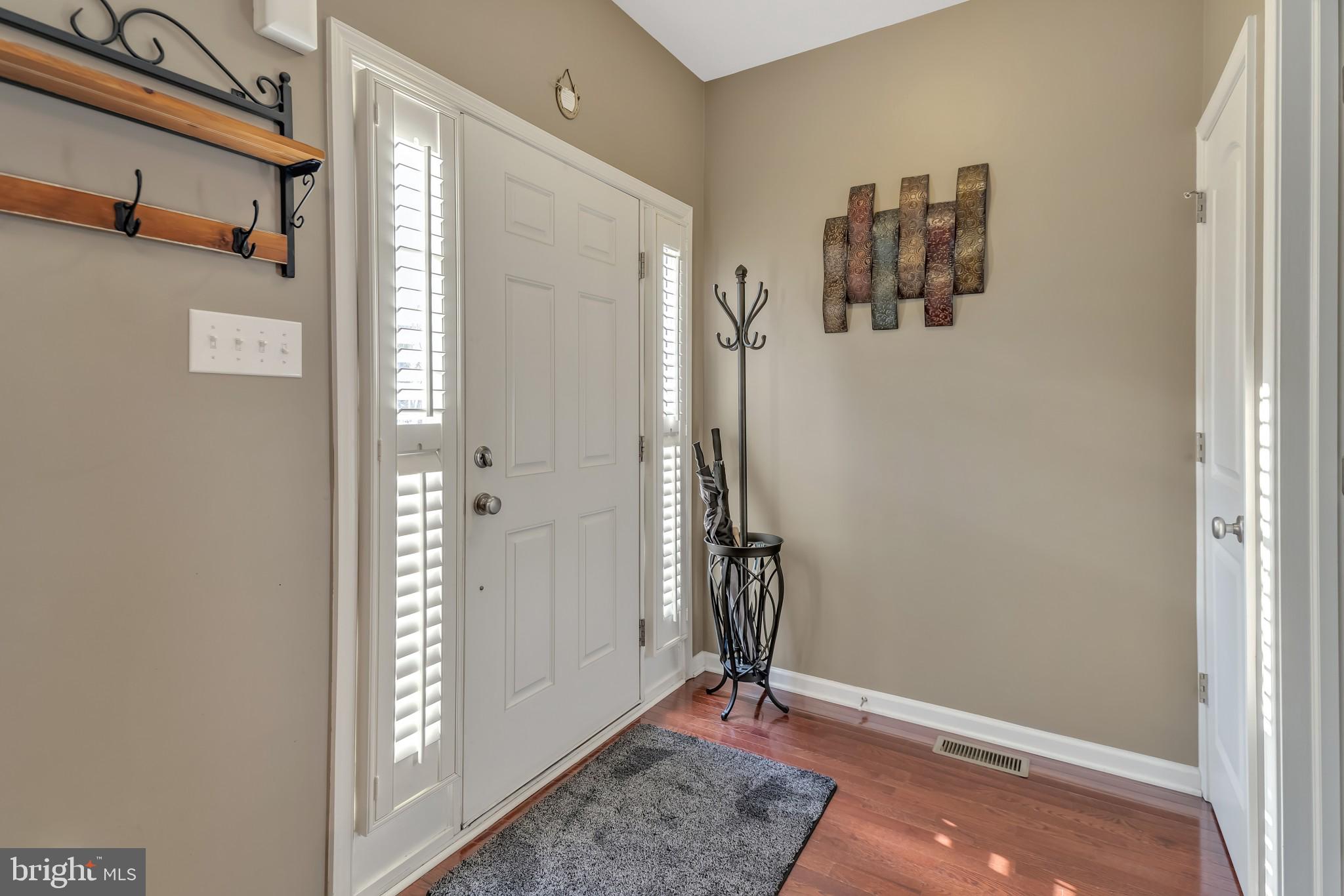 3784 William Daves Road, Unit 15 Doylestown, PA 18902 - Photo 7 of 33 Foyer