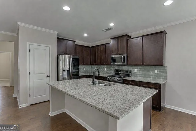 $2,550 | 4518 Hidden Creek Drive, Gainesville, GA 30504