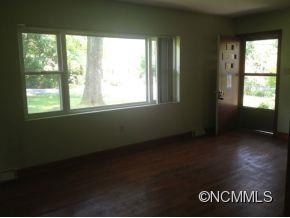 141 Rowland Rd. Swannanoa, NC 28778 - Photo 2 of 9 Gallery Image 2