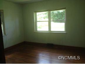 141 Rowland Rd. Swannanoa, NC 28778 - Photo 9 of 9 Gallery Image 9