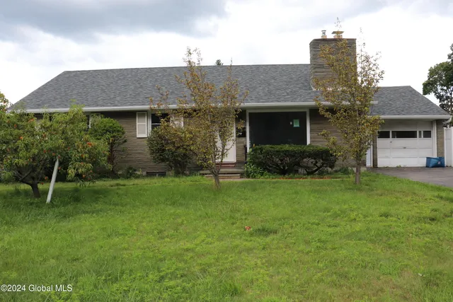 $2,400 | 1155 Morningside Avenue, Schenectady, NY 12309