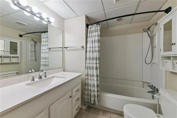 $110,000 | 3320 North Arnoult Road, Unit 114, Metairie, LA 70002