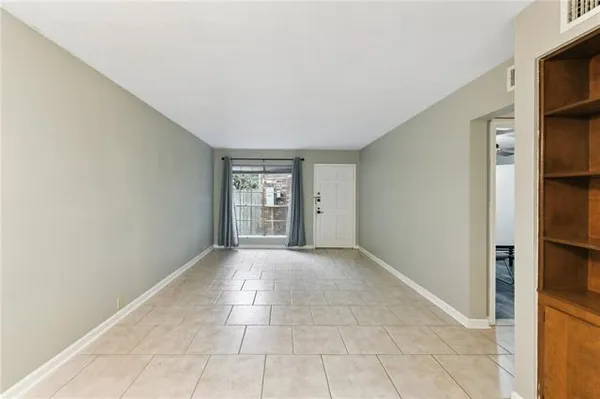 $110,000 | 3320 North Arnoult Road, Unit 114, Metairie, LA 70002