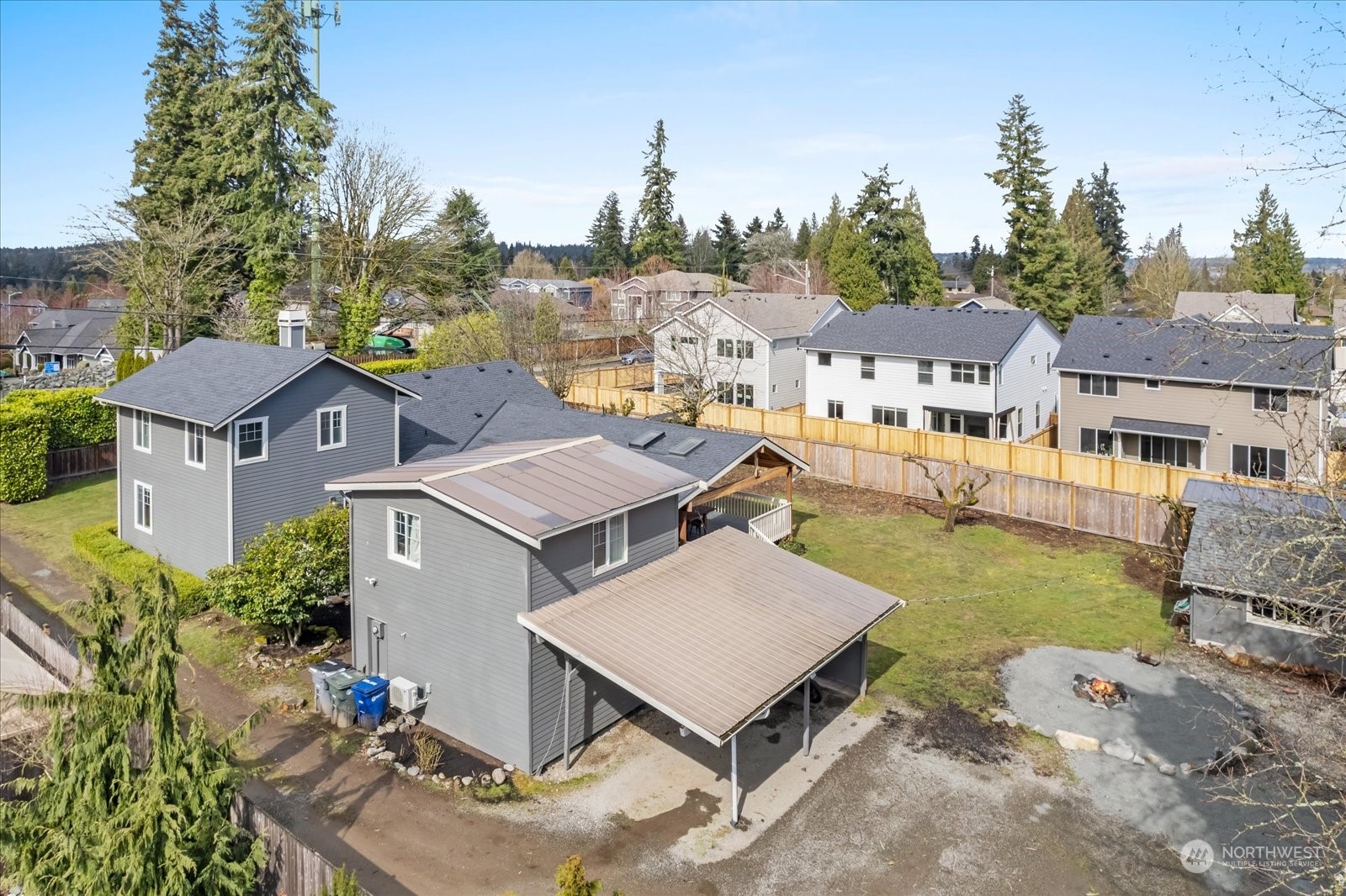 24231 23rd Avenue Southeast Bothell, WA 98021 - Photo 33 of 40 an aerial view of a house with swimming pool garden and mountain view in back