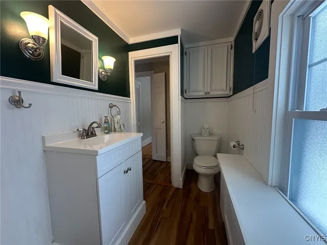 $179,500 | 406 Elm Street, Manlius, NY 13066