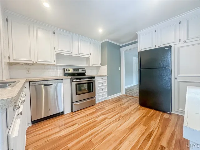 $179,500 | 406 Elm Street, Manlius, NY 13066