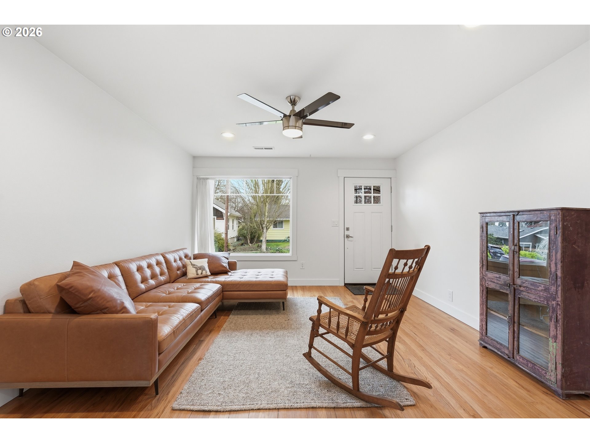 8817 North Hartman Street Portland, OR 97203 - Photo 4 of 40