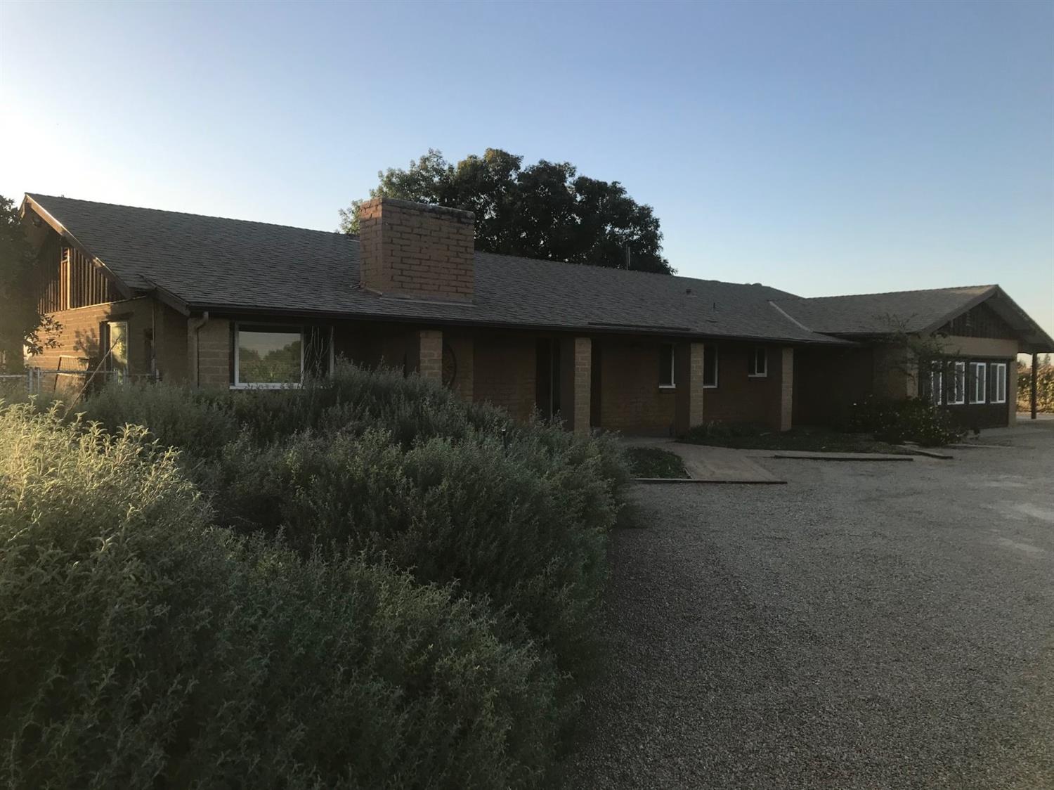 6541 Holbrook Avenue Reedley, CA 93654 - Photo 4 of 17 Gallery Image 4