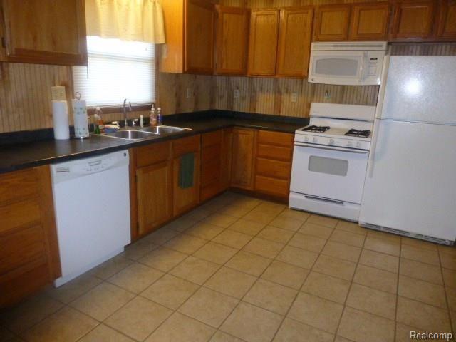8725 Cade Road Brown City, MI 48416 - Photo 16 of 41 P1020635.JPG
