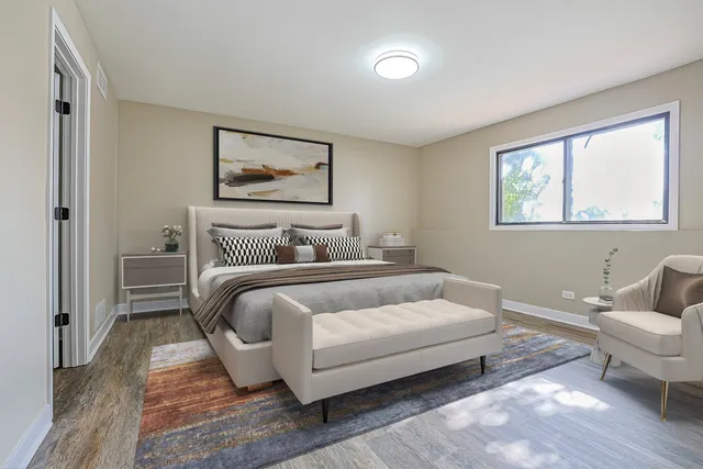 $199,900 | 2366 South Street, Unit D, Elgin, IL 60123