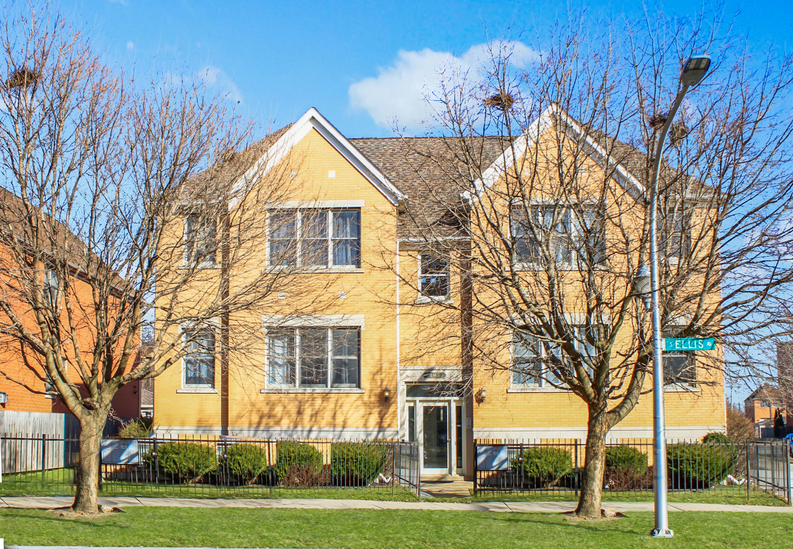 4165 South Ellis Ave Unit 1N