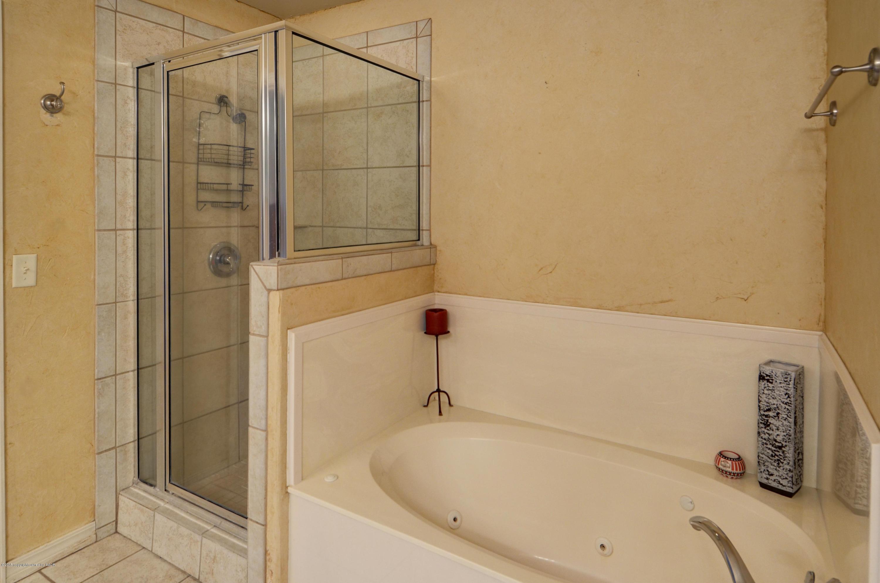 6500 Rally Road Amarillo, TX 79119 - Photo 23 of 25 23 Master Bathroom