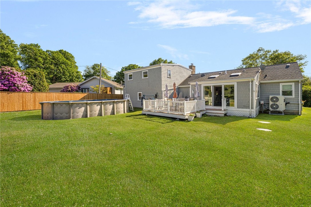 500 3rd Beach Road Middletown, RI 02842 - Photo 25 of 39