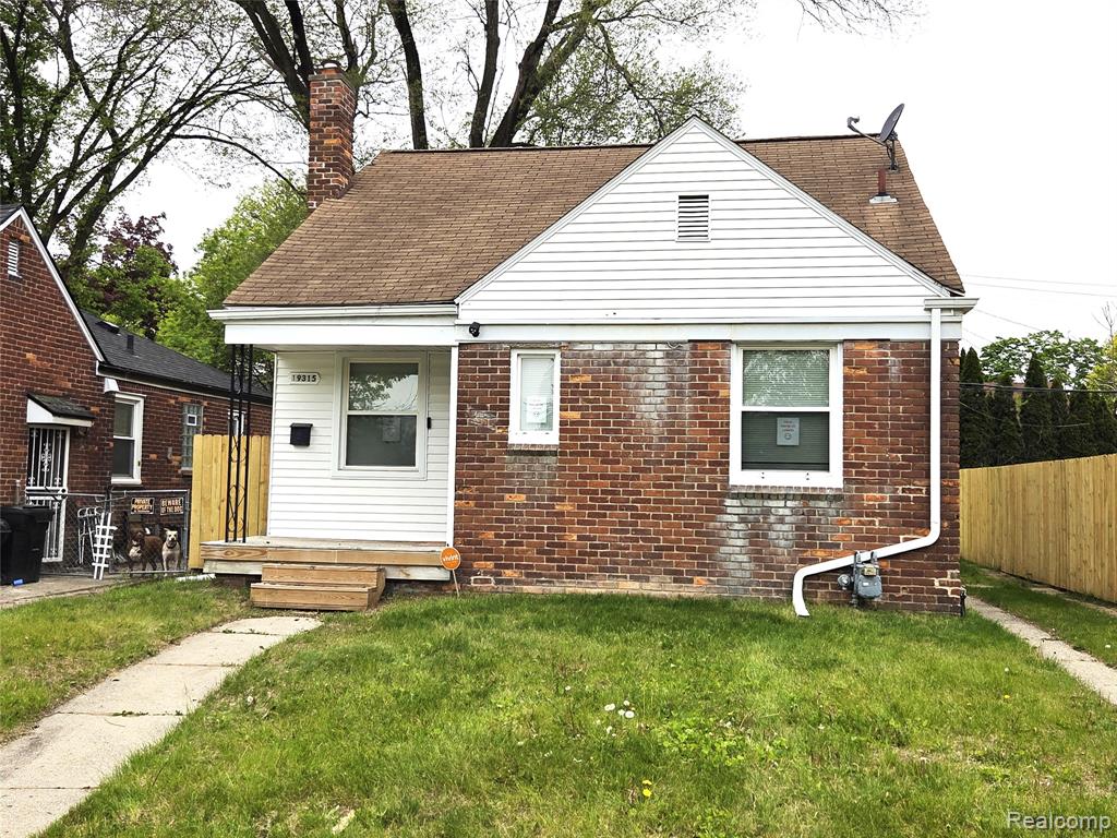 19315 Annchester Road Detroit, MI 48219 - Photo 1 of 17