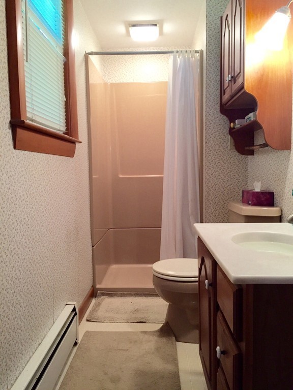 112 Hampton Street Auburn, MA 01501 - Photo 15 of 30