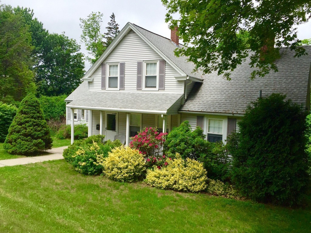 112 Hampton Street Auburn, MA 01501 - Photo 2 of 30