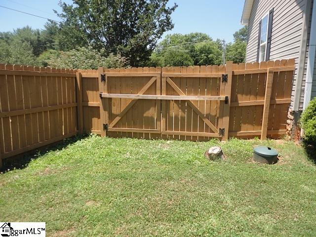 932 Johnson Road Easley, SC 29642 - Photo 7 of 24