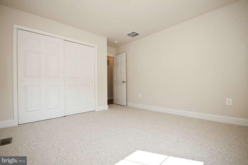 7518 Riddle Avenue Baltimore, MD 21224 - Photo 25 of 30 Bedroom