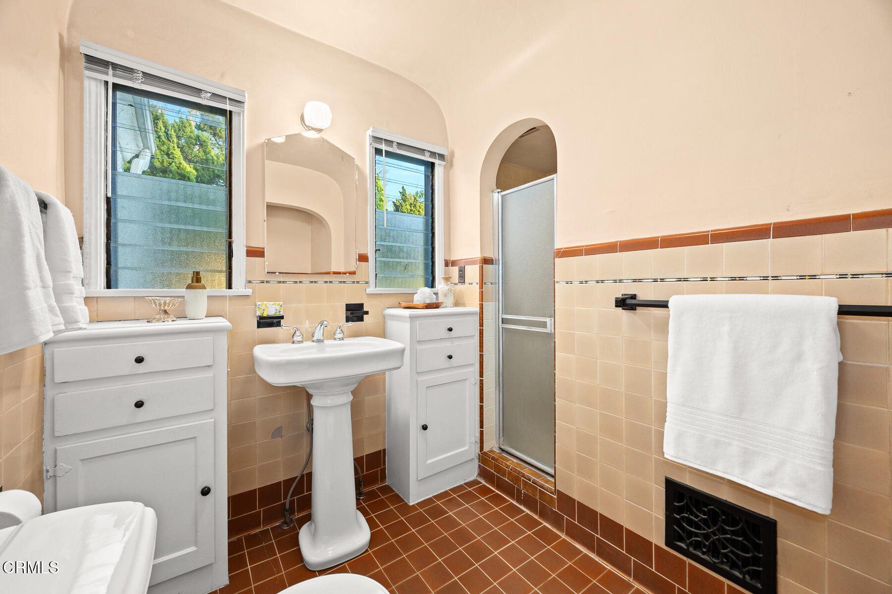 700 Arroyo Drive South Pasadena, CA 91030 - Photo 11 of 20 Primary Bath