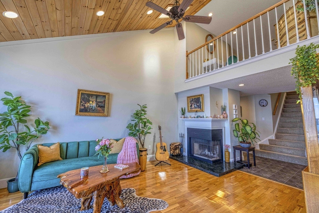 700 Shore Drive, Unit 3306 Fall River, MA 02721 - Photo 3 of 35