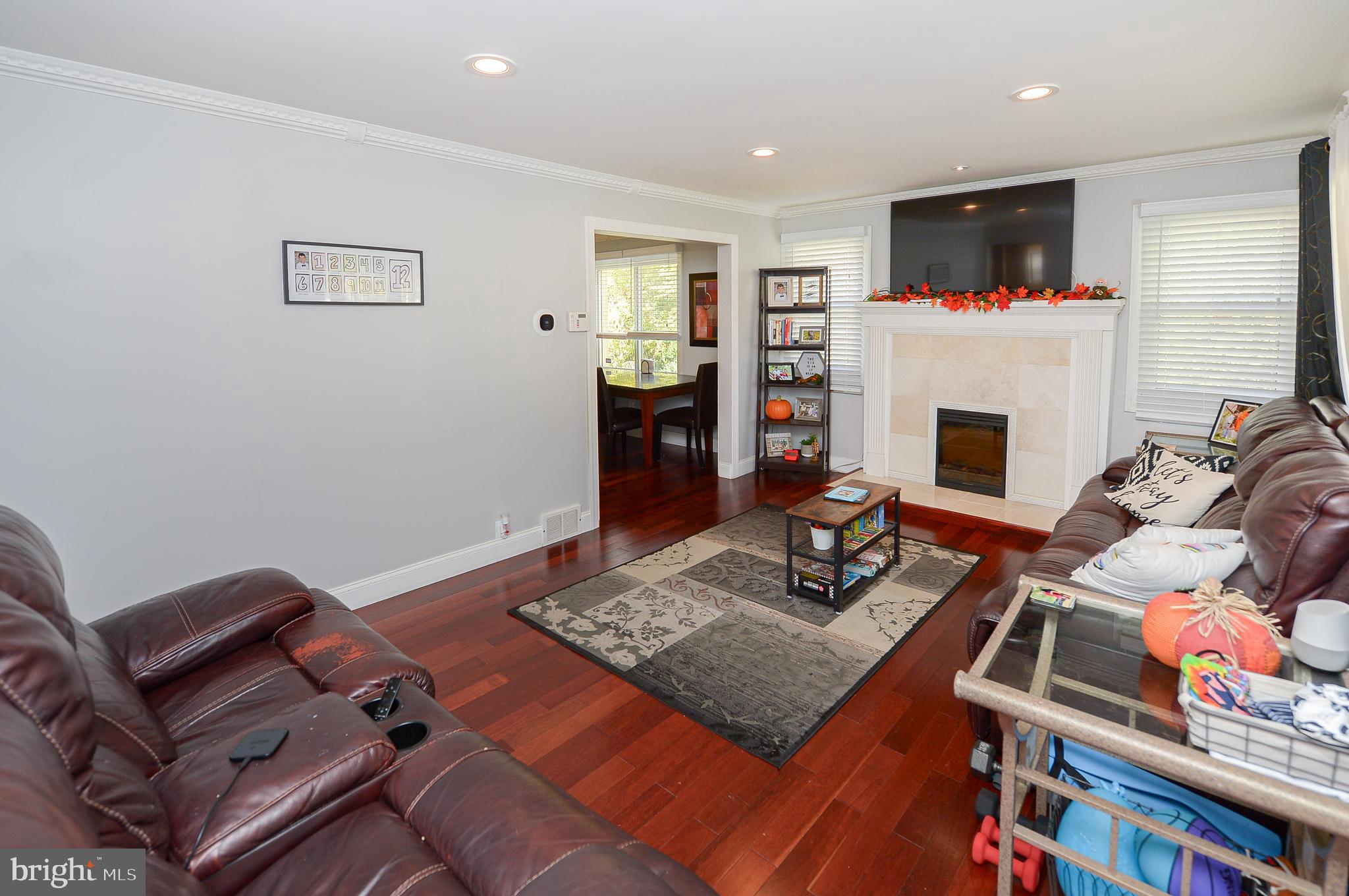 121 Nicholson Road Mount Ephraim, NJ 08059 - Photo 8 of 30 Gallery Image 8