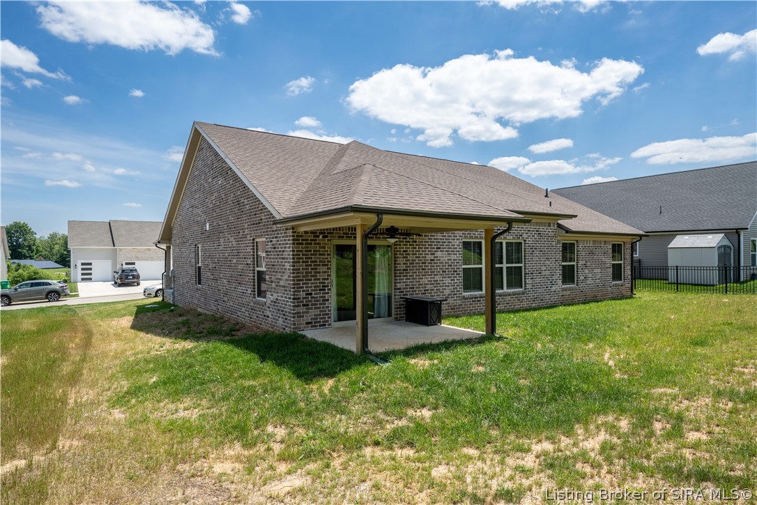 7012 Dylan Circle Georgetown, IN 47122 - Photo 4 of 31