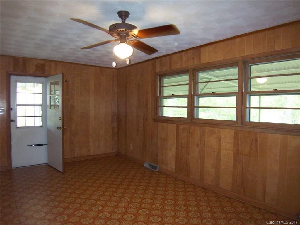 1116 Fallston Road Shelby, NC 28150 - Photo 6 of 16 Gallery Image 6