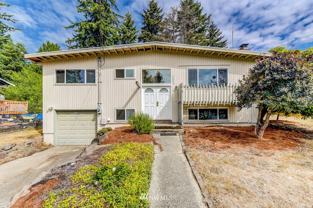 12824 Southeast 158th Street Renton, WA 98058 - Photo 1 of 21 Gallery Image 1