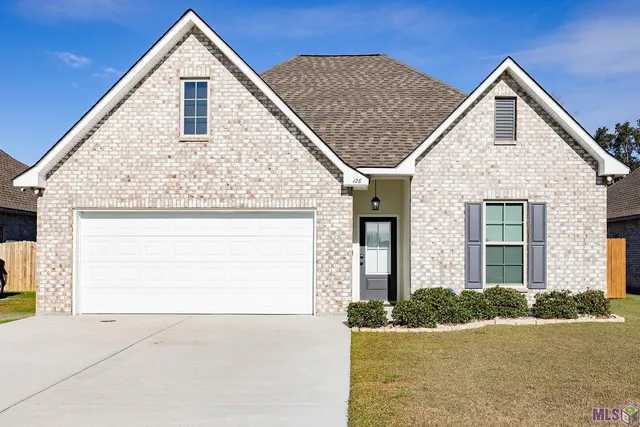 $305,000 | 126 Adley Avenue, Houma, LA 70364