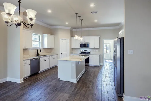 $305,000 | 126 Adley Avenue, Houma, LA 70364