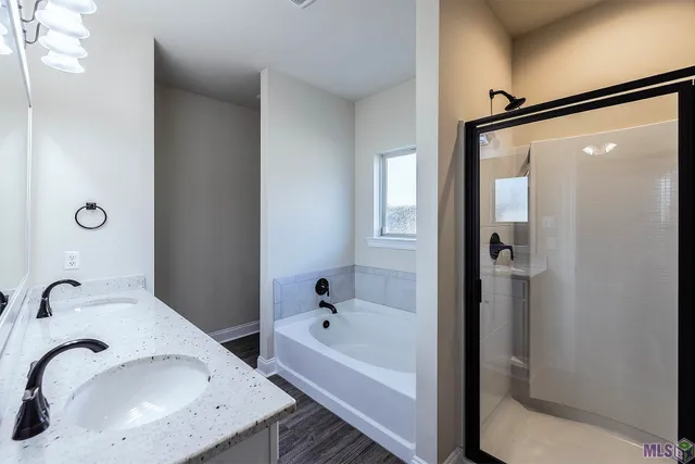 $305,000 | 126 Adley Avenue, Houma, LA 70364